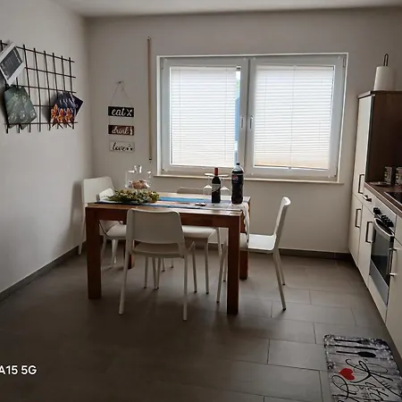 Giovanna Apartment *